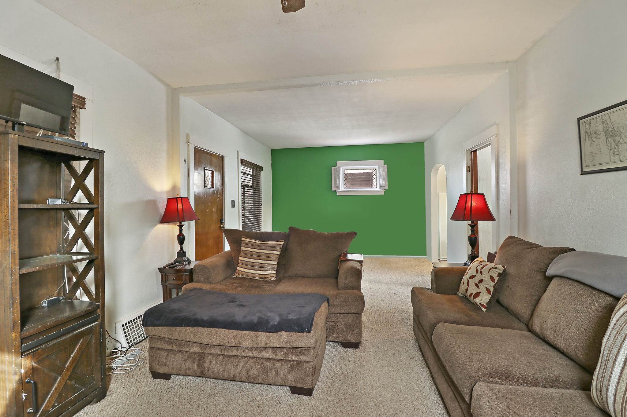 437 Harvey Dr, Racine, WI 53405