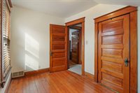 437 Harvey Dr, Racine, WI 53405