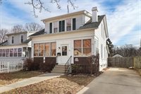 437 Harvey Dr, Racine, WI 53405