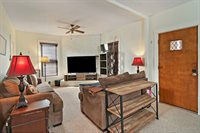 437 Harvey Dr, Racine, WI 53405