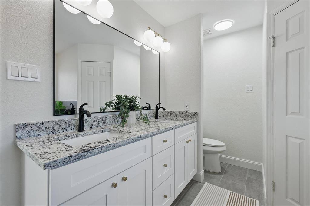 4410 Hanover Street, Grand Prairie, TX 75052