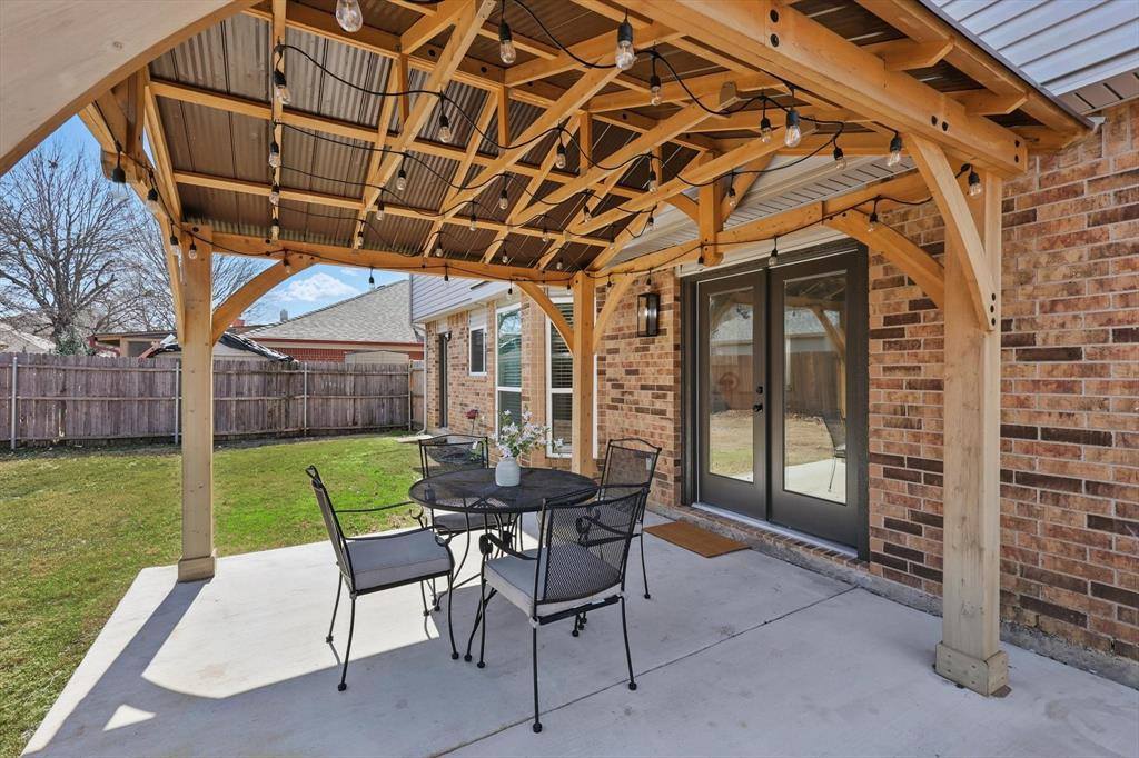 4410 Hanover Street, Grand Prairie, TX 75052