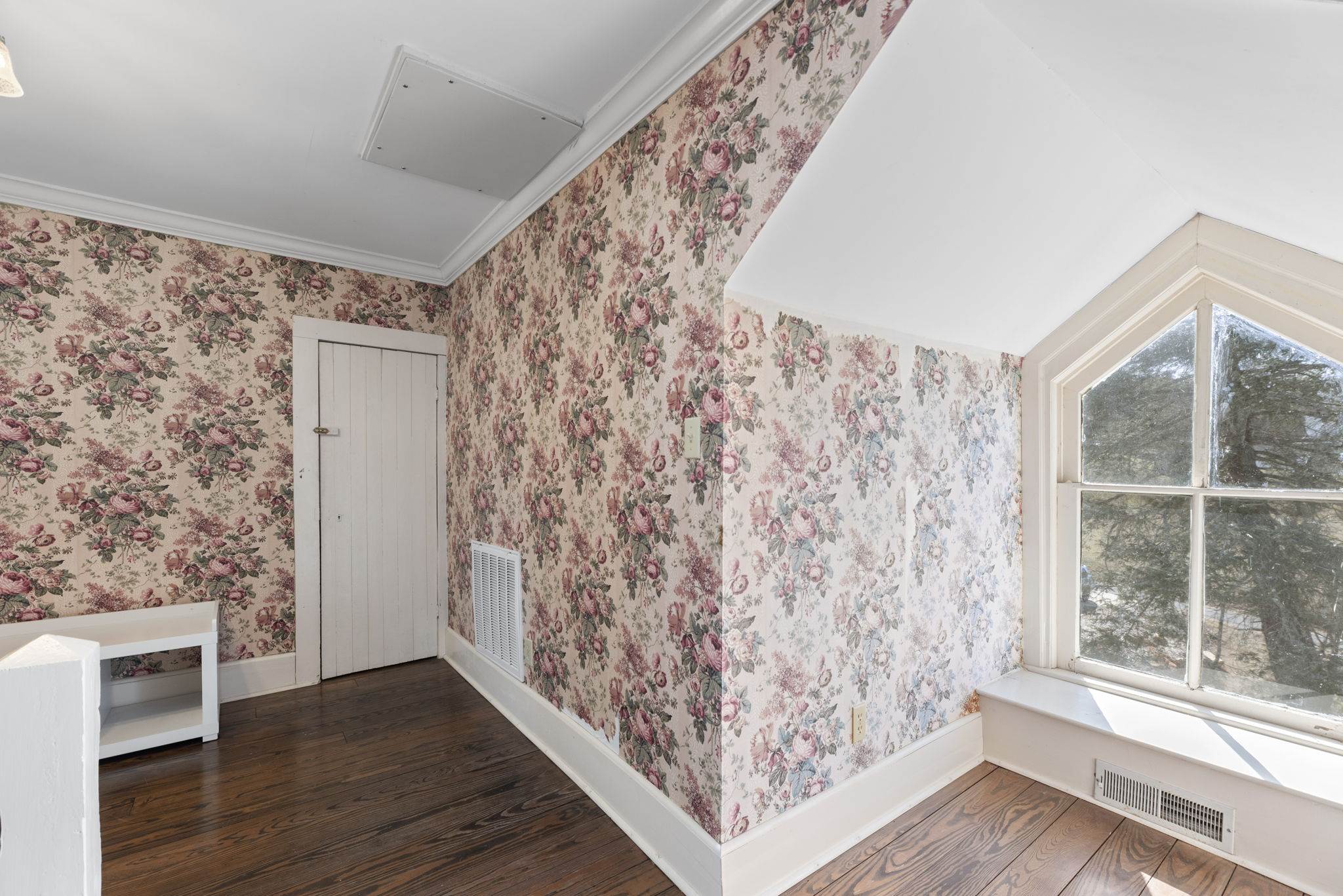 115 Morgan Street, Oliver Springs, TN 37840