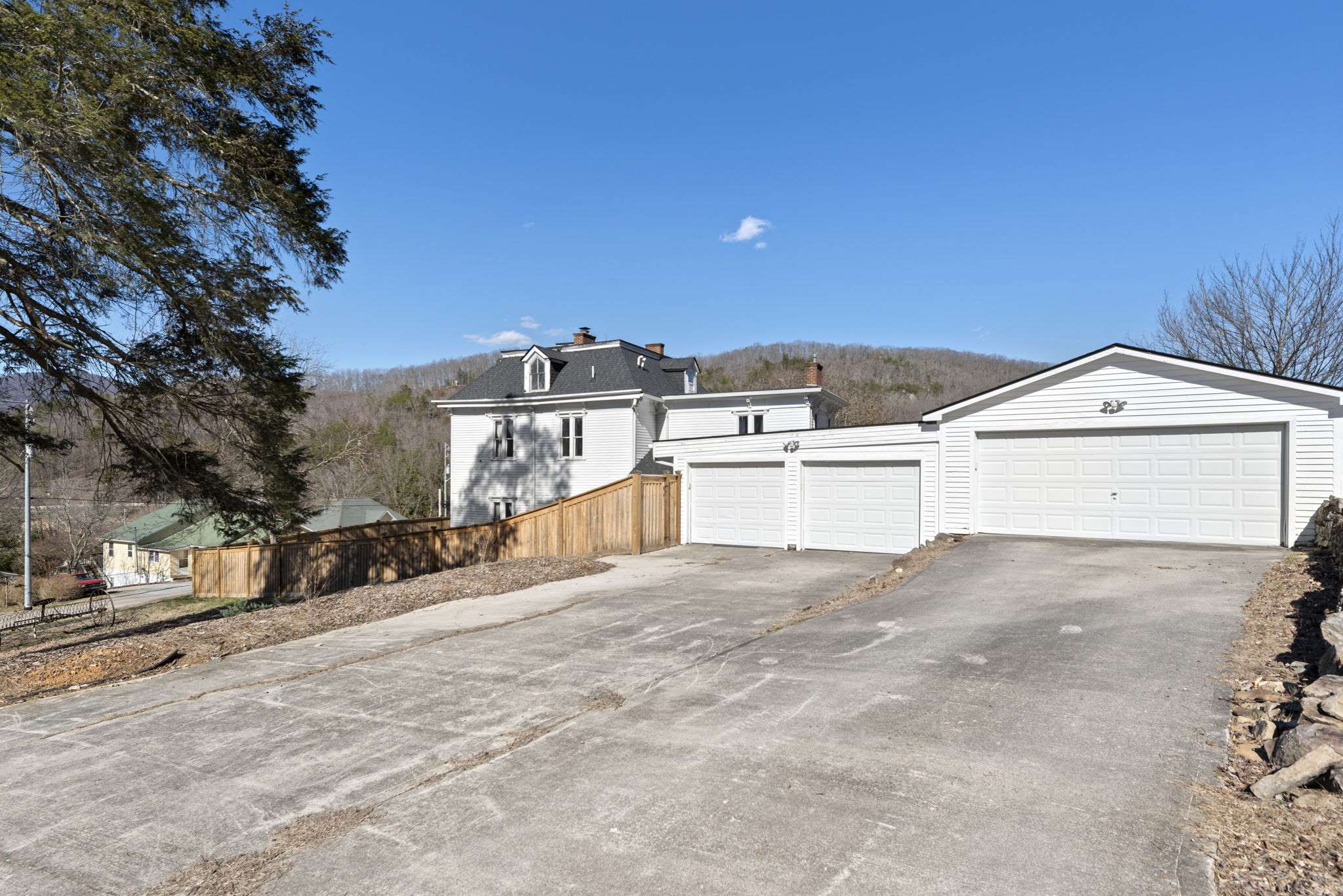 115 Morgan Street, Oliver Springs, TN 37840