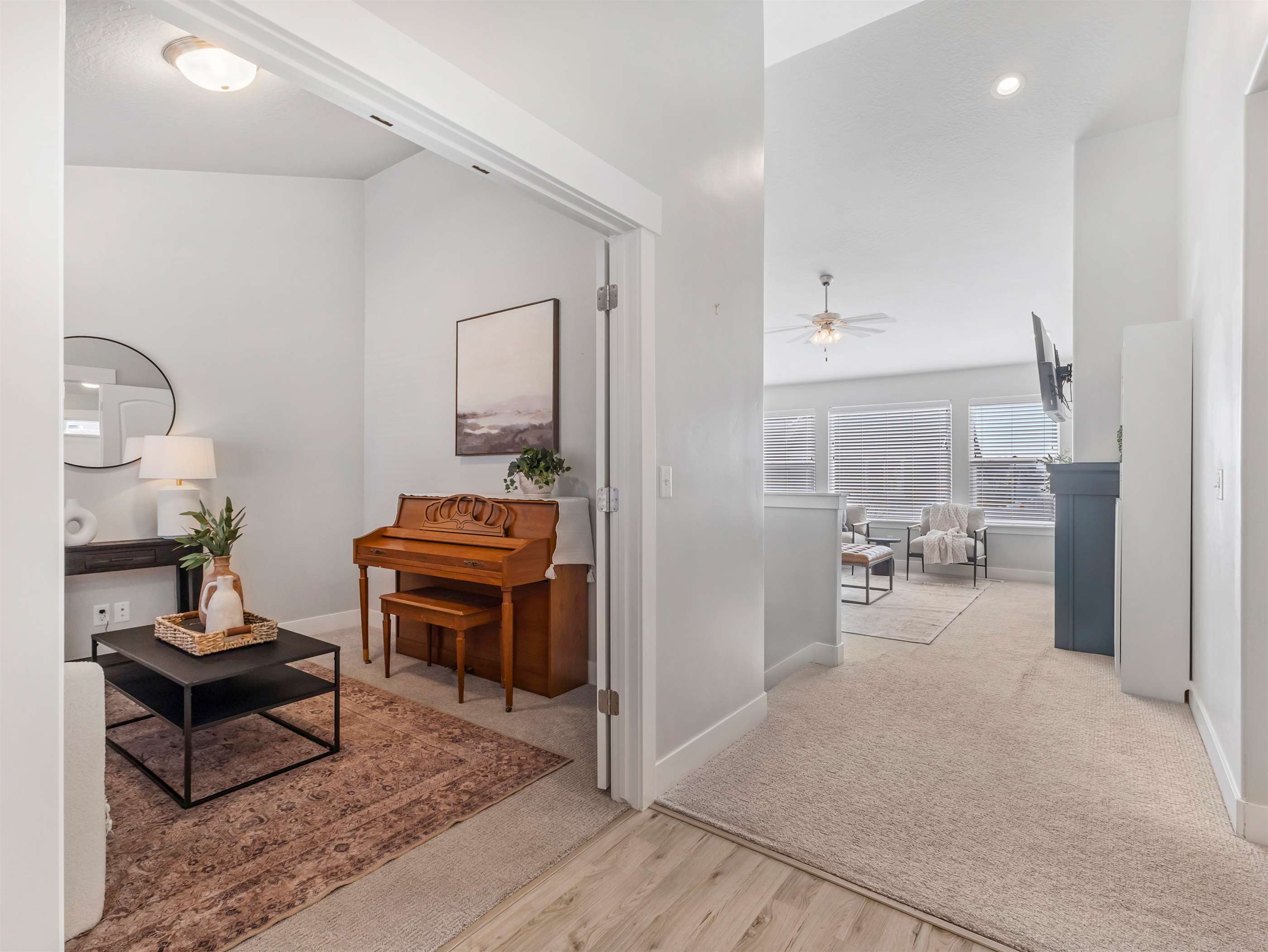 544 East Delano Peak Dr, Eagle Mountain, UT 84005