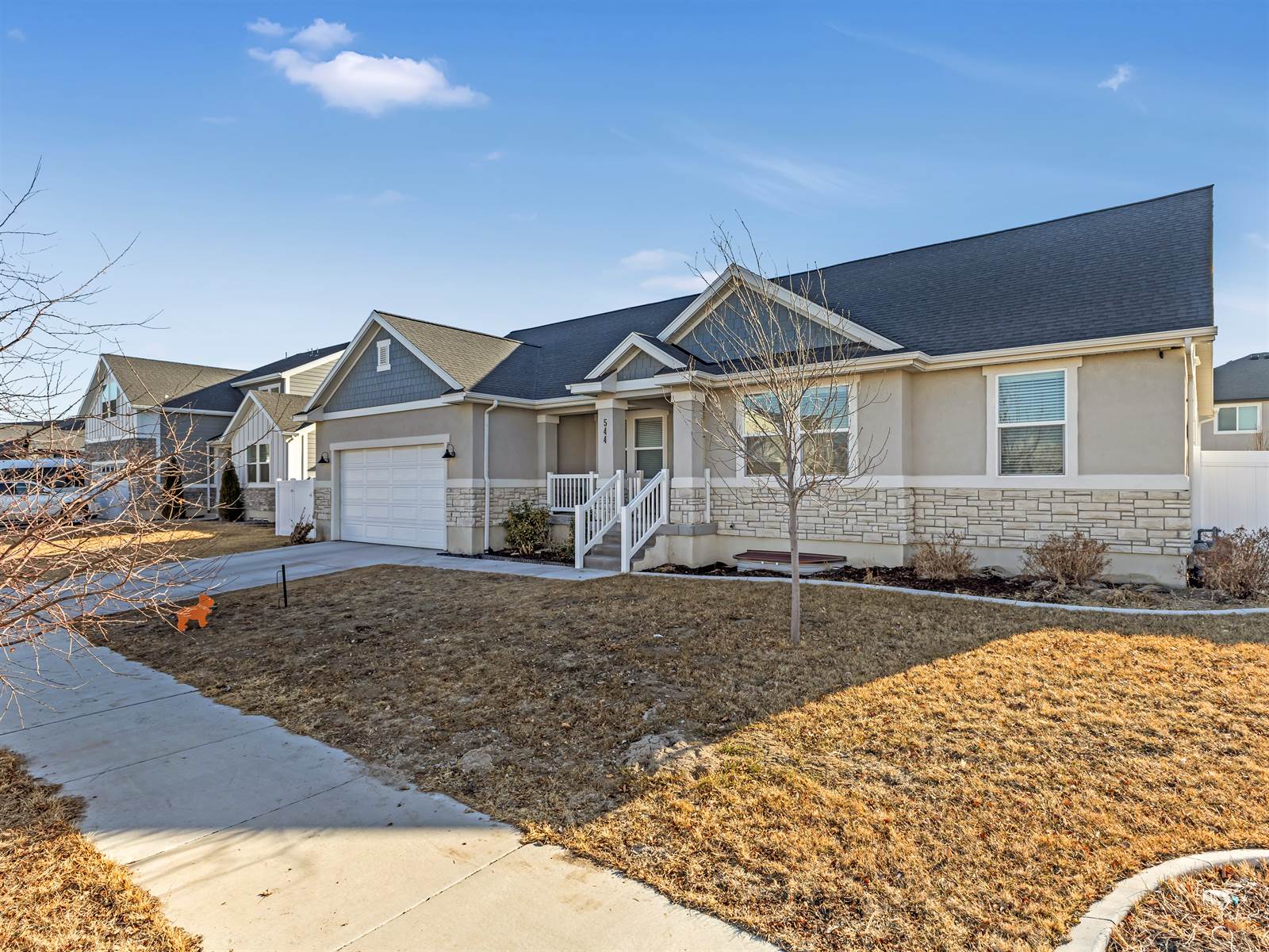 544 East Delano Peak Dr, Eagle Mountain, UT 84005