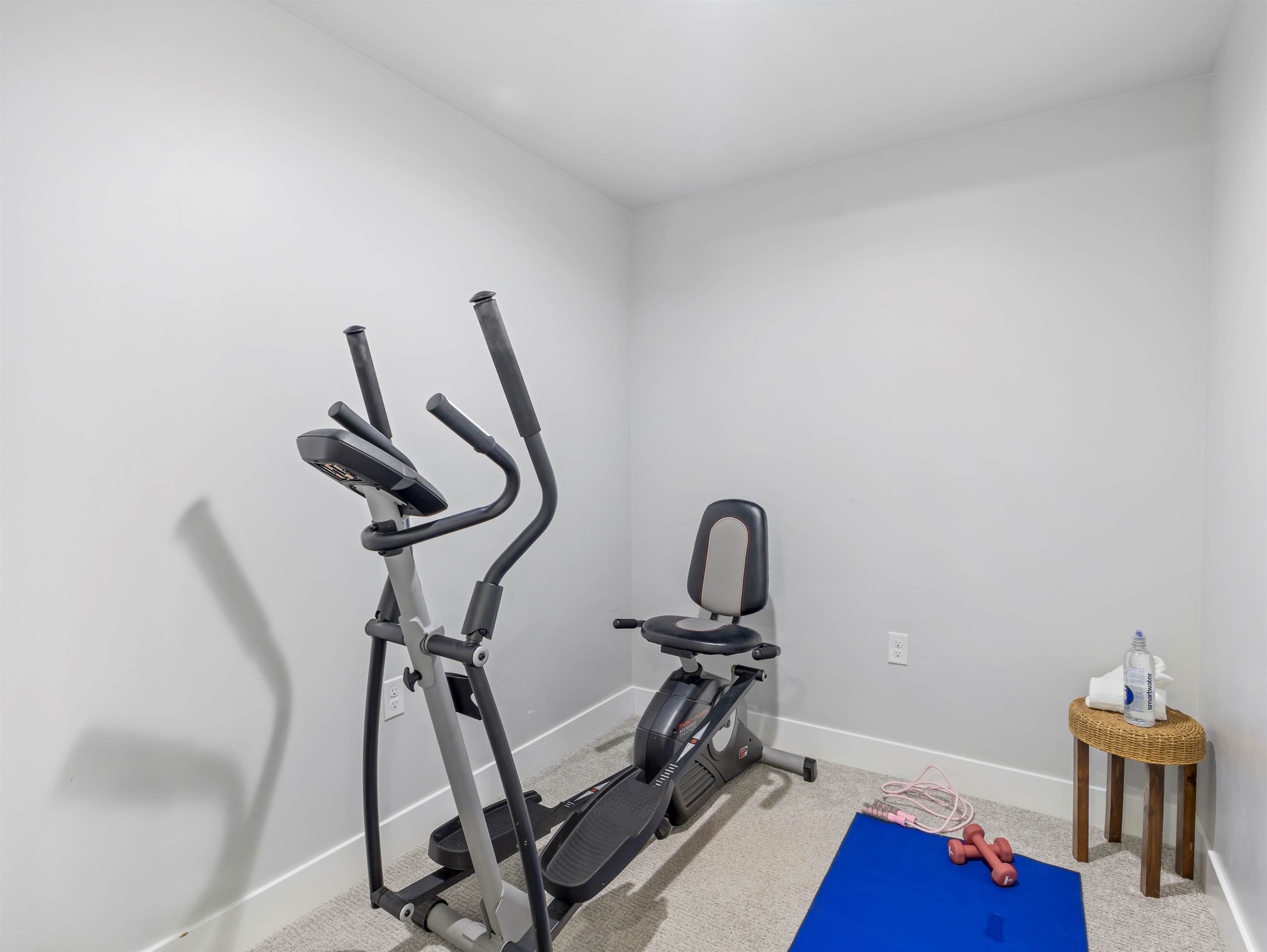 544 East Delano Peak Dr, Eagle Mountain, UT 84005