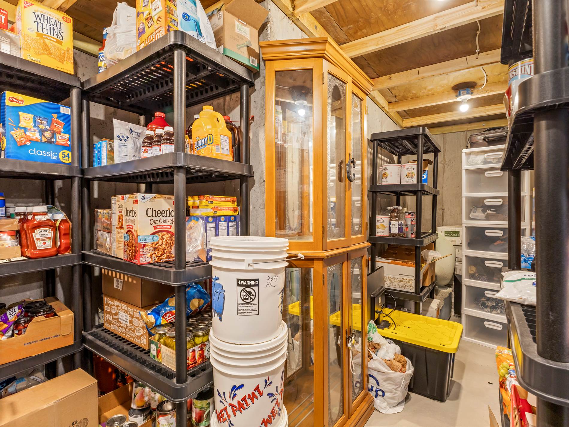 544 East Delano Peak Dr, Eagle Mountain, UT 84005