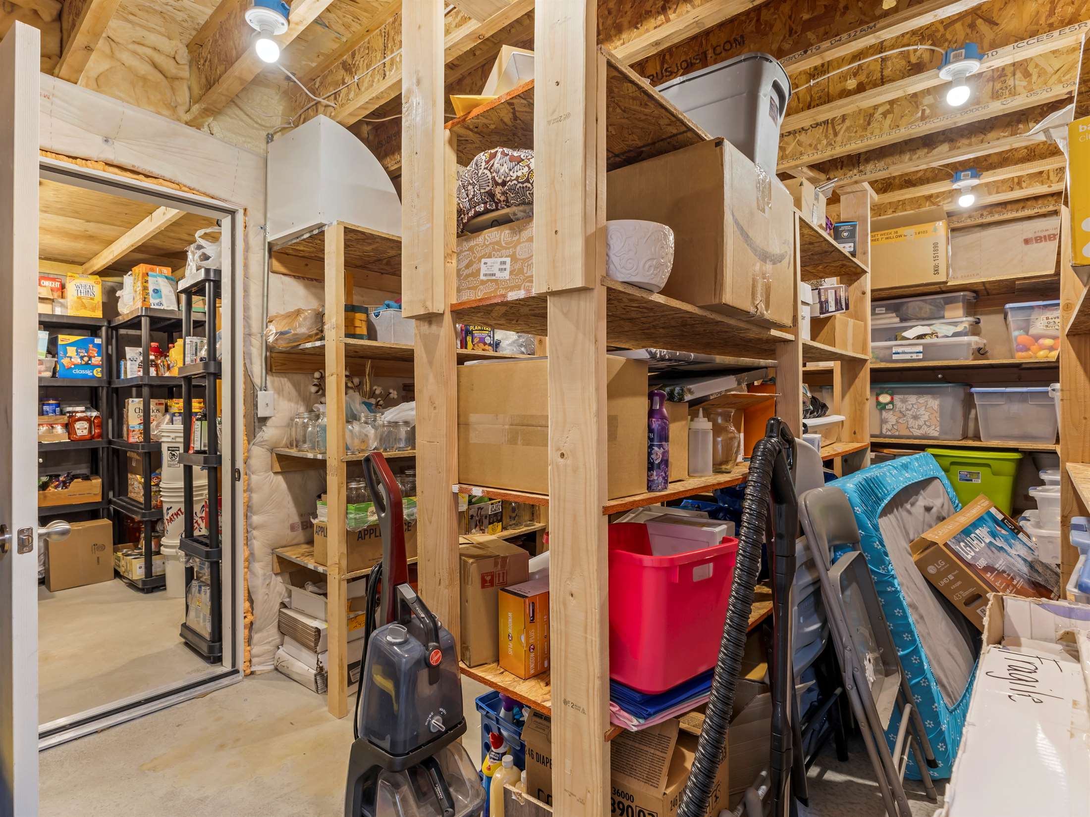 544 East Delano Peak Dr, Eagle Mountain, UT 84005