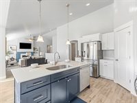 544 East Delano Peak Dr, Eagle Mountain, UT 84005