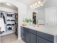 544 East Delano Peak Dr, Eagle Mountain, UT 84005