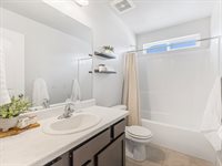 544 East Delano Peak Dr, Eagle Mountain, UT 84005