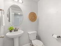 544 East Delano Peak Dr, Eagle Mountain, UT 84005