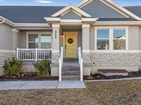 544 East Delano Peak Dr, Eagle Mountain, UT 84005