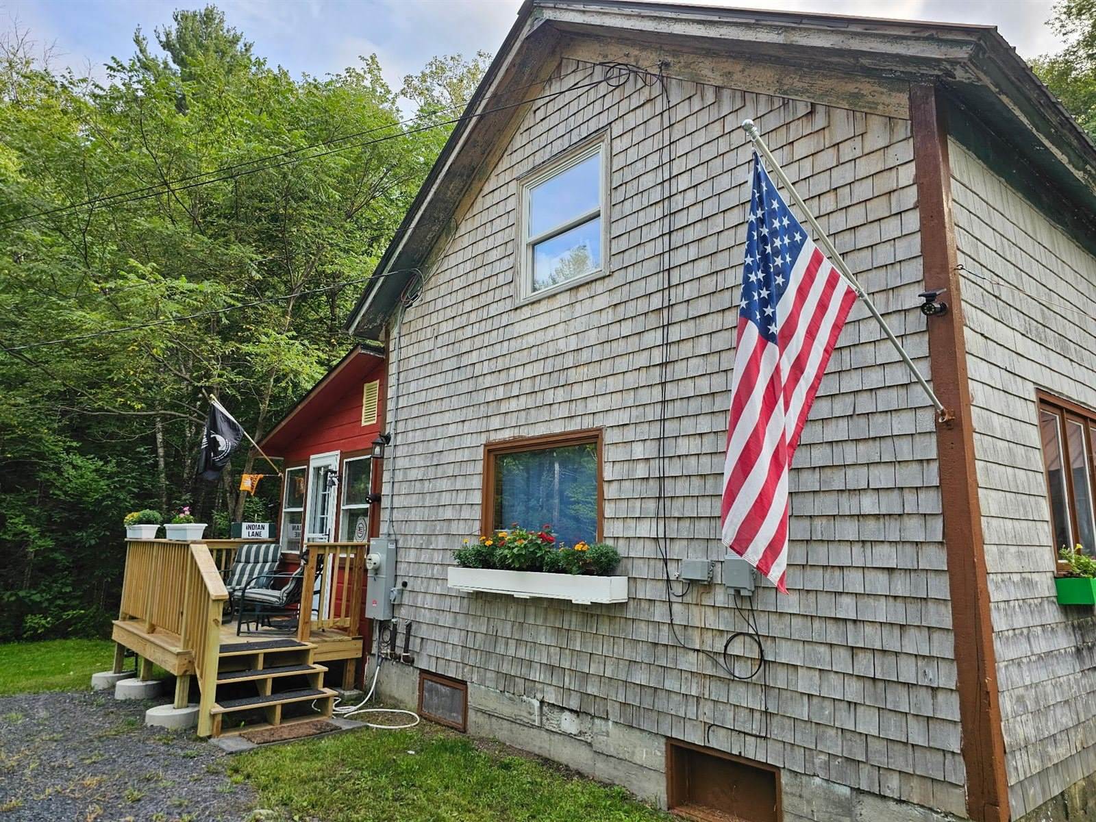 51 North Guilford Road, Monson, ME 04464