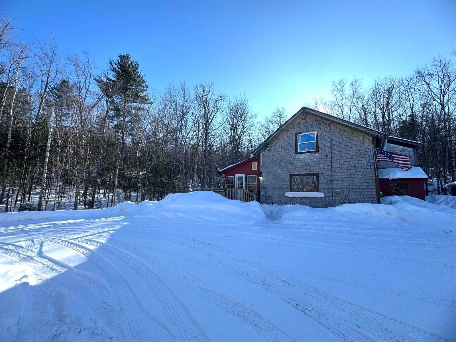 51 North Guilford Road, Monson, ME 04464