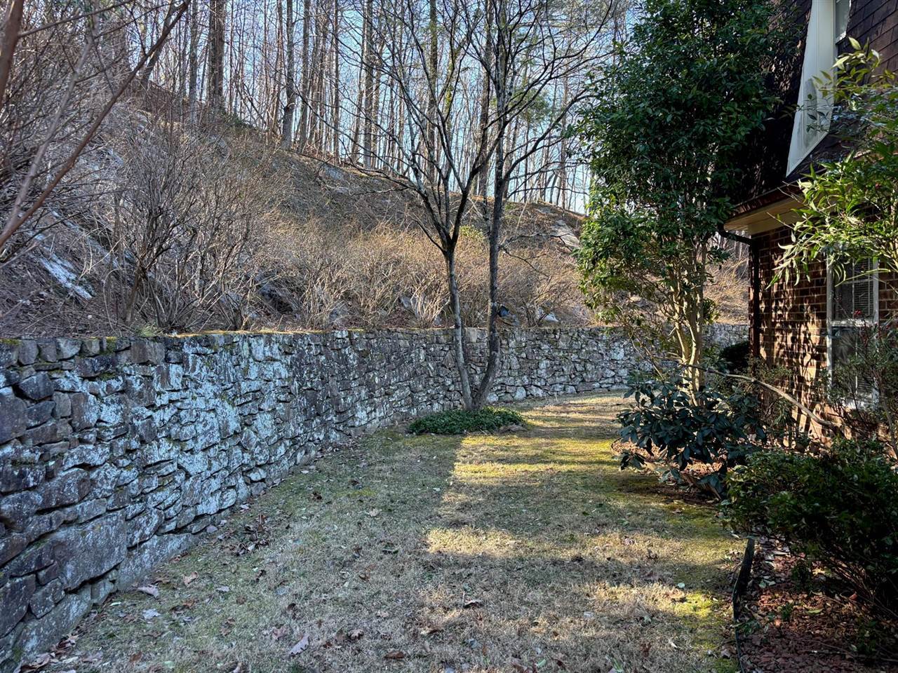 3406 Kim Ct, Roanoke, VA 24018