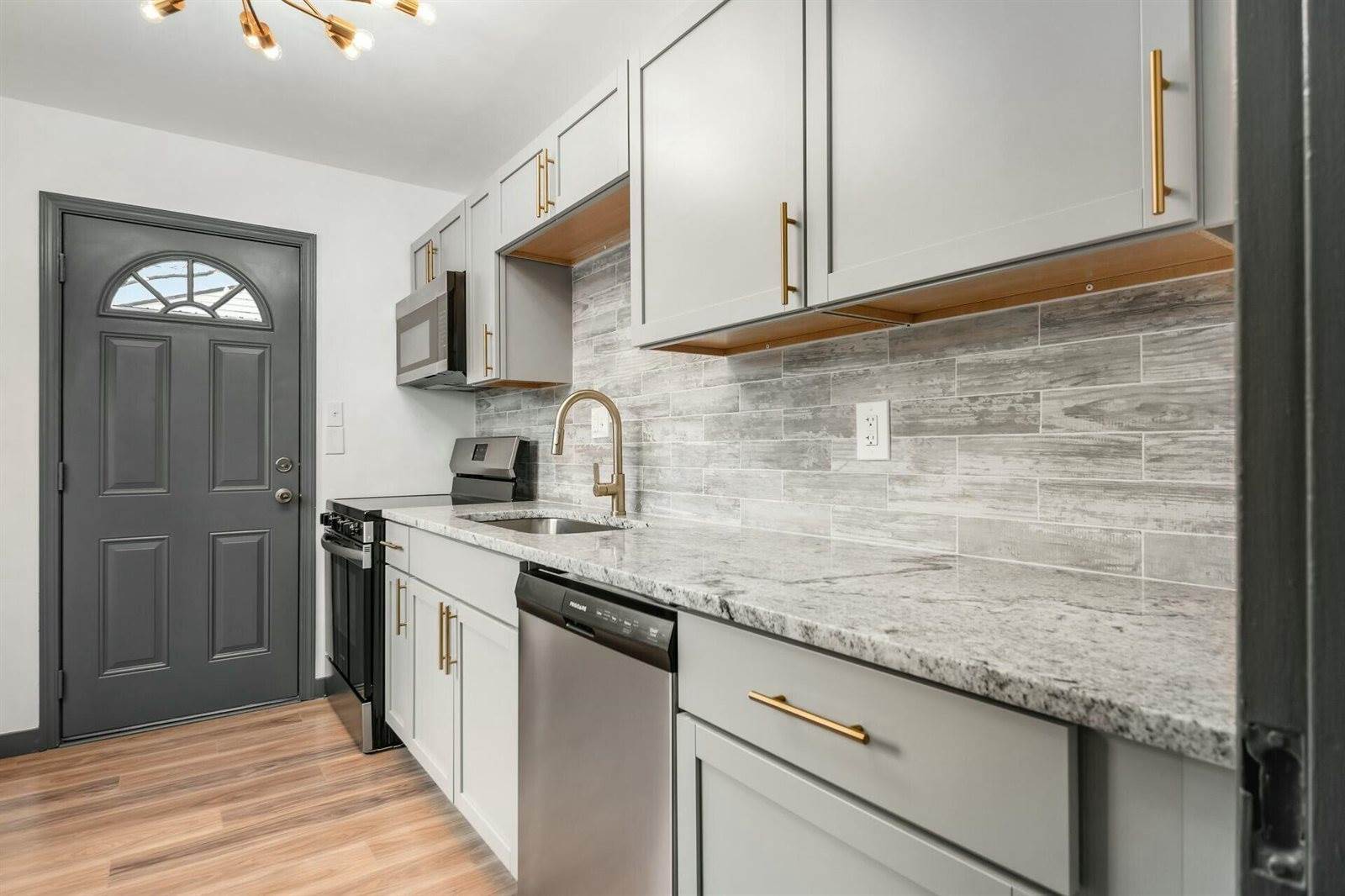 4406 Kumler Drive, Columbus, OH 43213