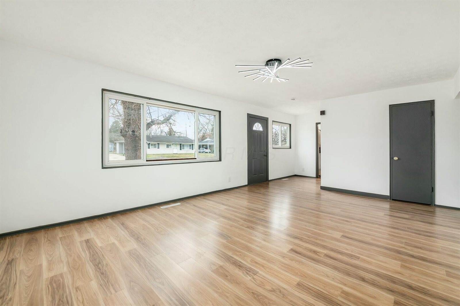 4406 Kumler Drive, Columbus, OH 43213