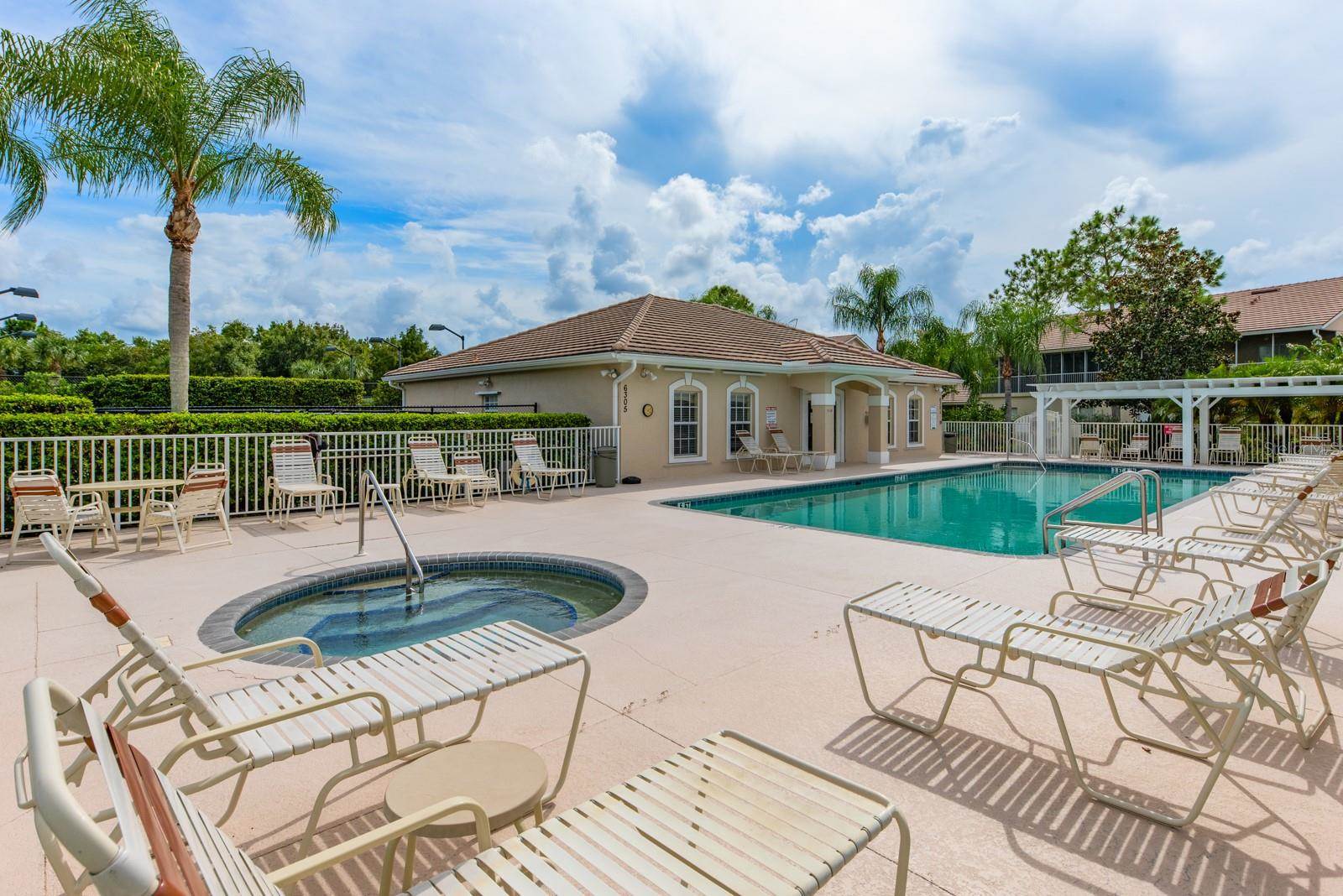 7157 Strand Circle, Bradenton, FL 34203