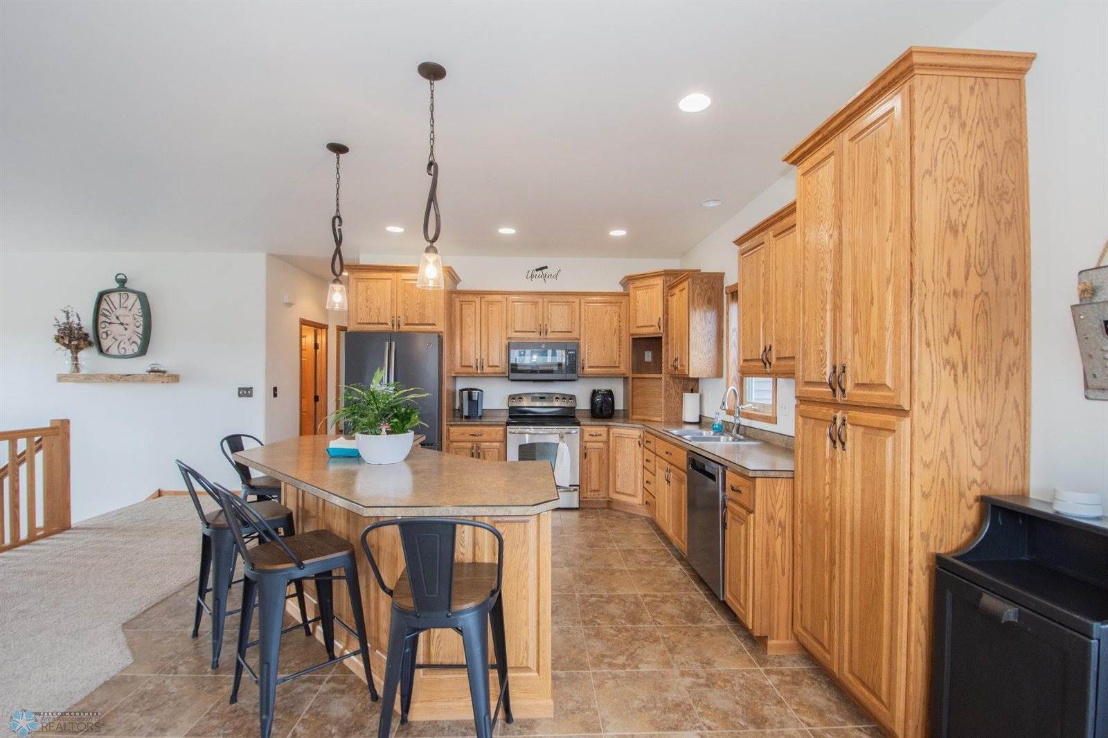 1210 35th Street Circle South, Moorhead, MN 56560