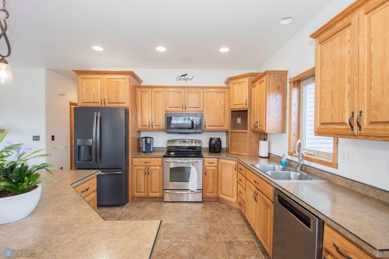 1210 35th Street Circle South, Moorhead, MN 56560