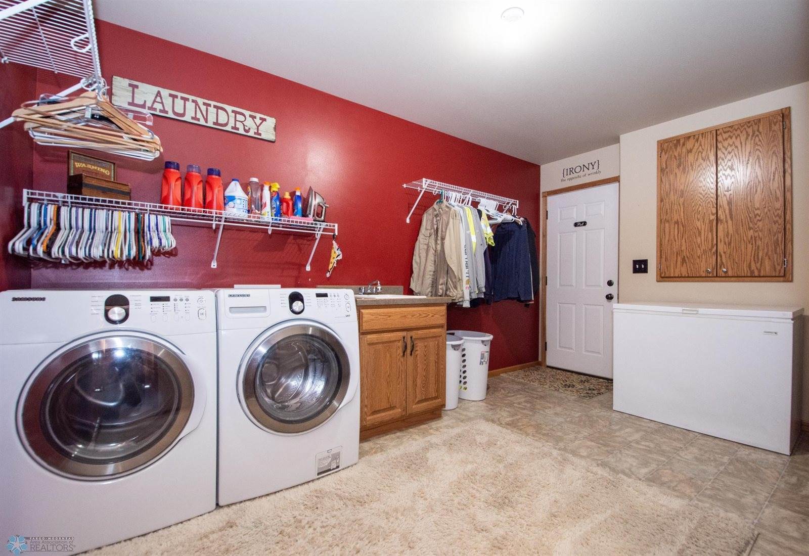 1210 35th Street Circle South, Moorhead, MN 56560