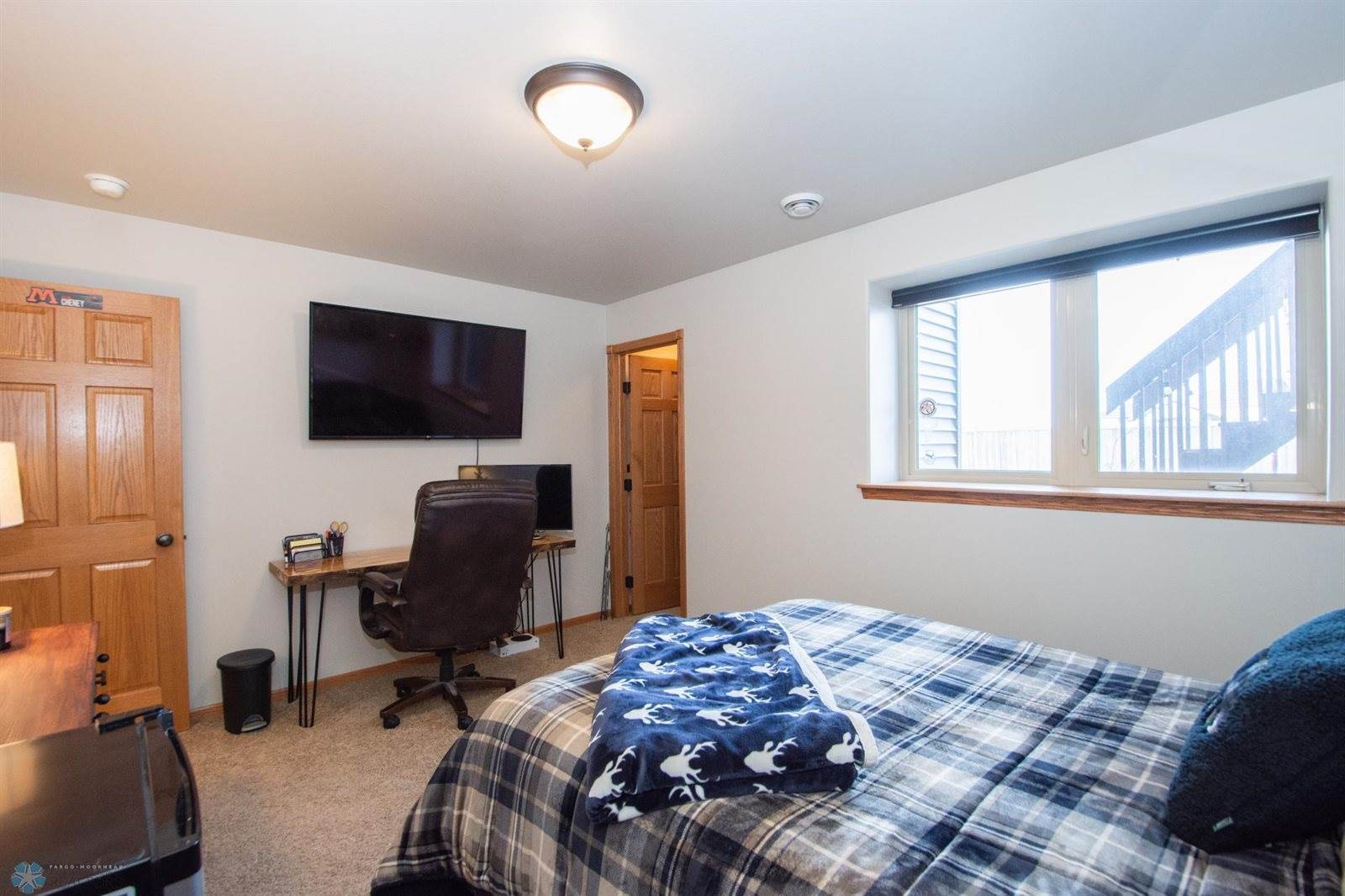 1210 35th Street Circle South, Moorhead, MN 56560