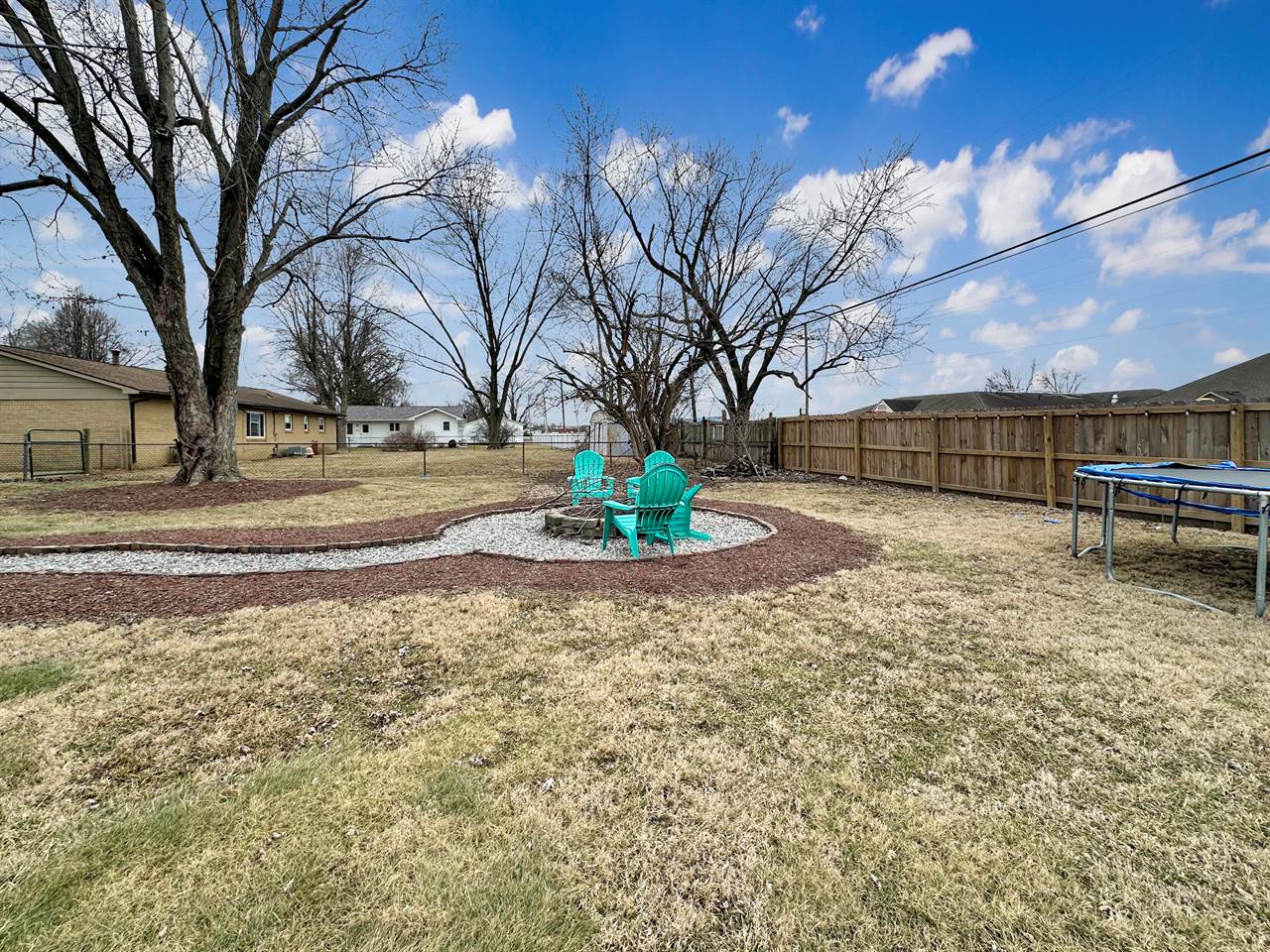 4523 S Arlington St, Terre Haute, IN 47802