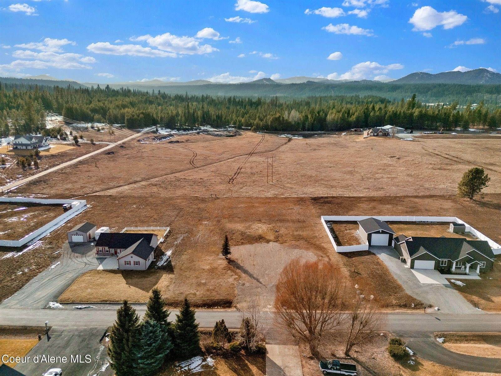 382 Solar Rd, Oldtown, ID 83822