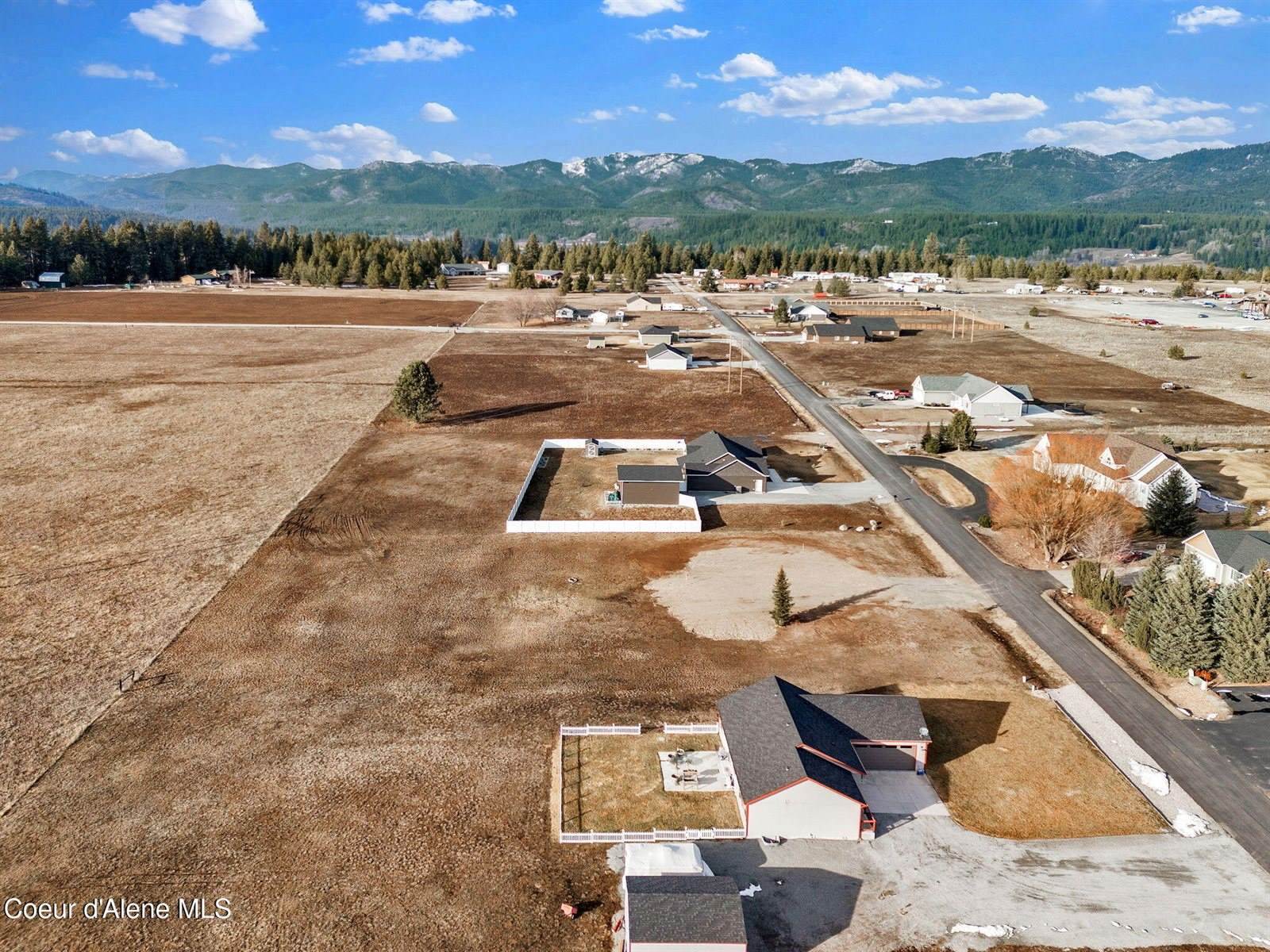 382 Solar Rd, Oldtown, ID 83822