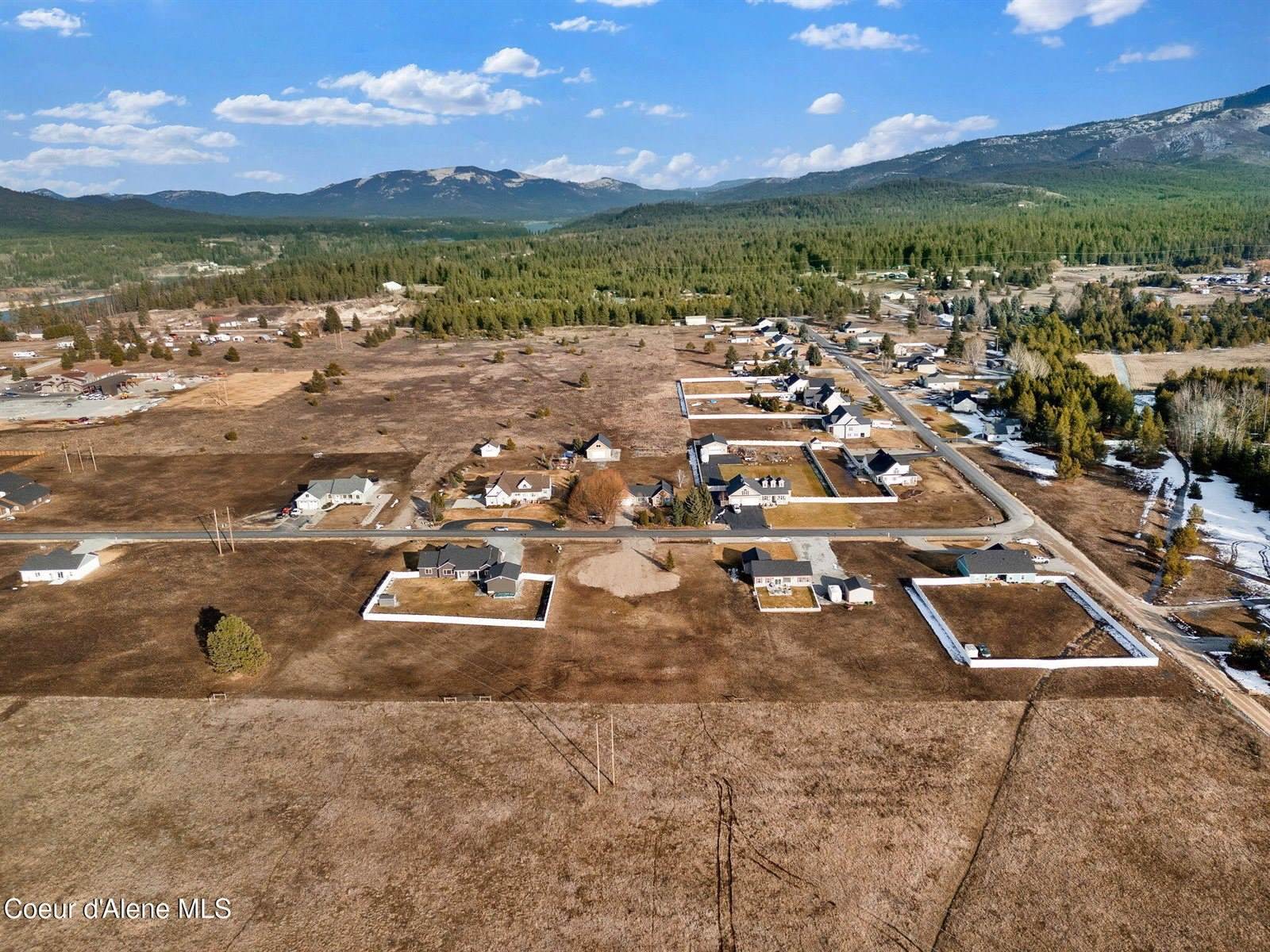 382 Solar Rd, Oldtown, ID 83822