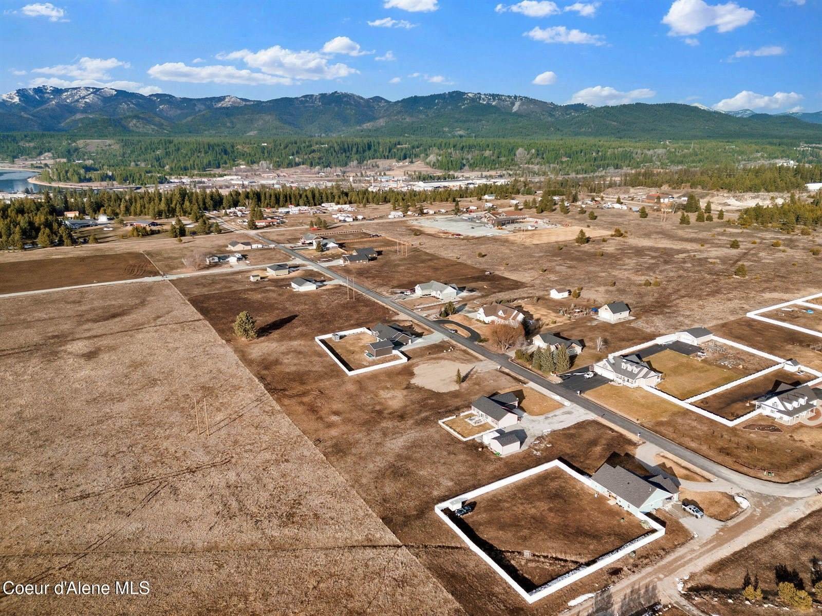 382 Solar Rd, Oldtown, ID 83822