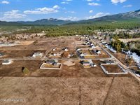 382 Solar Rd, Oldtown, ID 83822