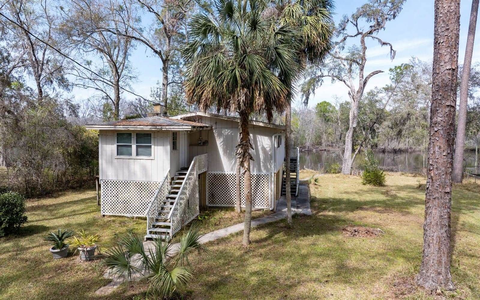 7910 SW 25th Place, Bell, FL 32619