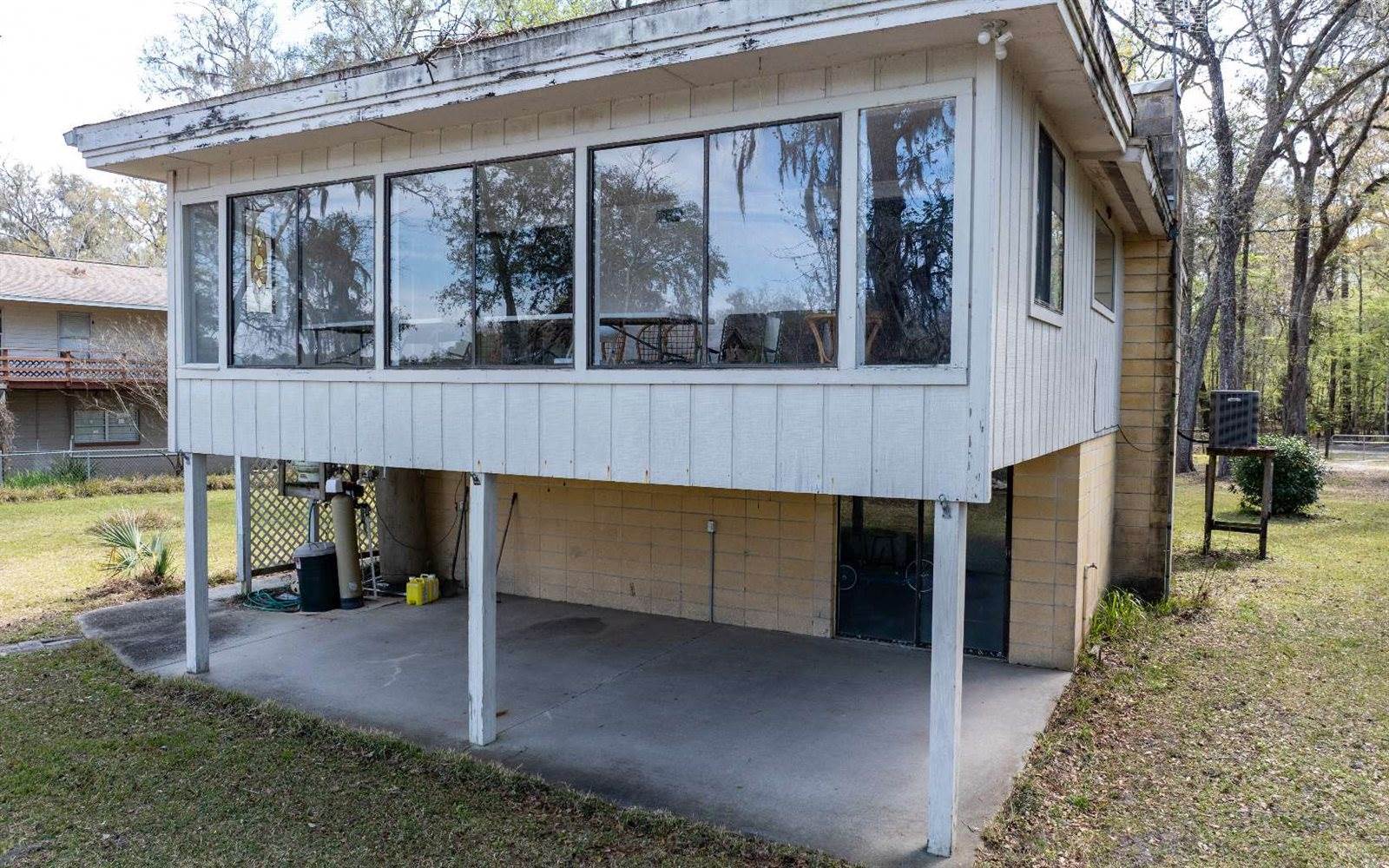 7910 SW 25th Place, Bell, FL 32619