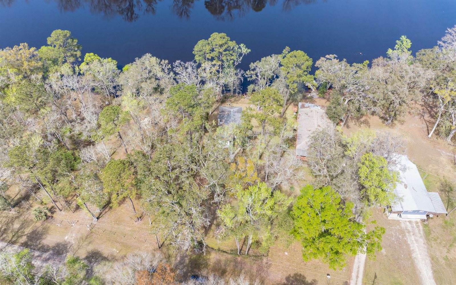 7910 SW 25th Place, Bell, FL 32619