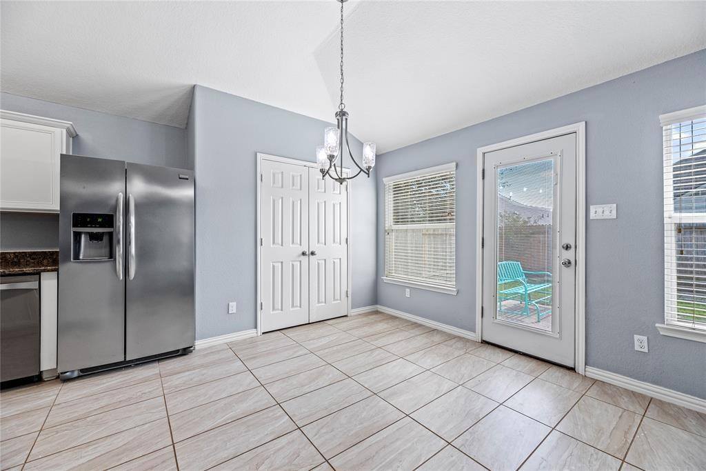 971 Oak Terrace Drive, Conroe, TX 77378