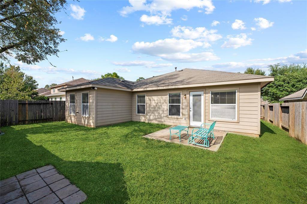 971 Oak Terrace Drive, Conroe, TX 77378