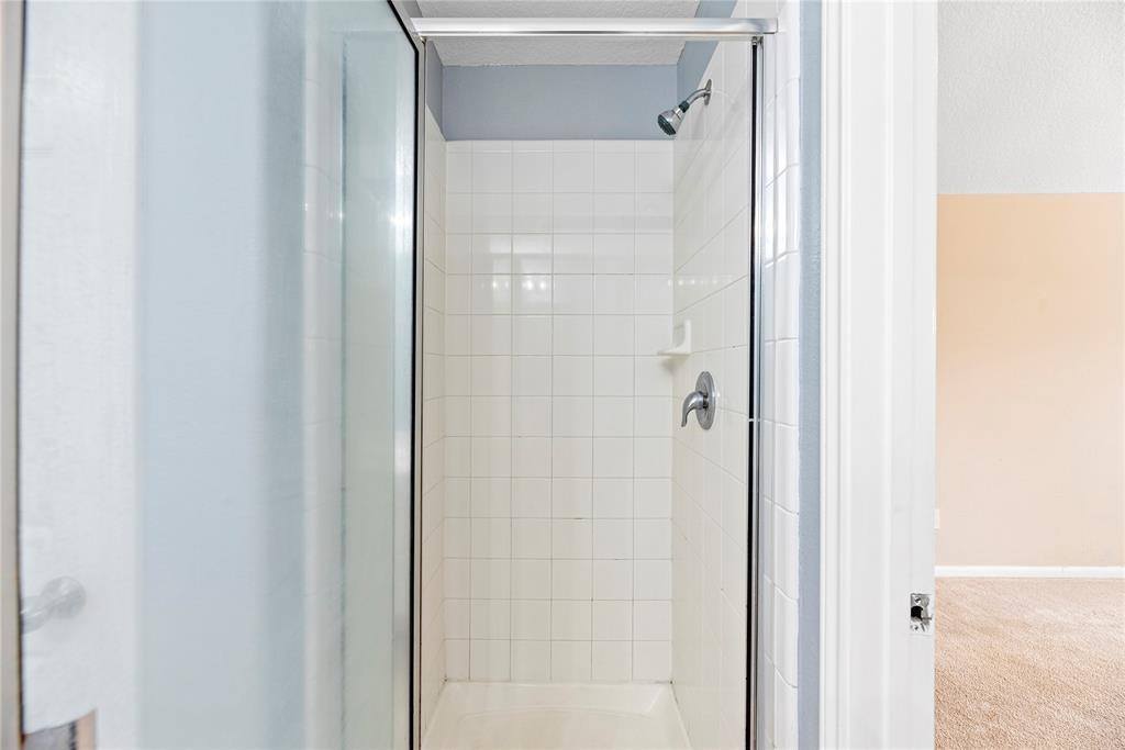 971 Oak Terrace Drive, Conroe, TX 77378