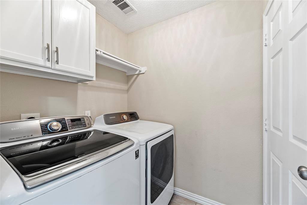 971 Oak Terrace Drive, Conroe, TX 77378