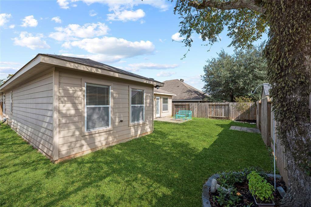 971 Oak Terrace Drive, Conroe, TX 77378