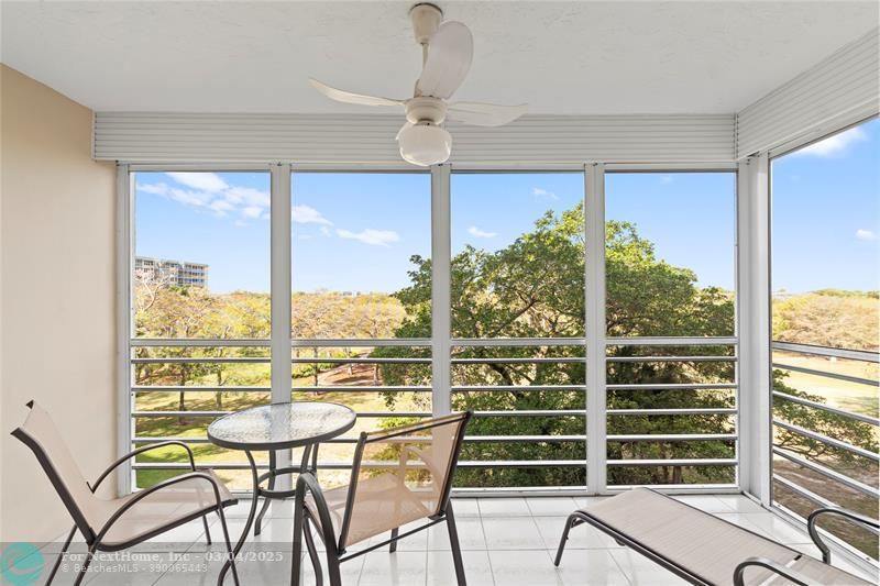 605 Oaks Dr 609, Pompano Beach, FL 33069