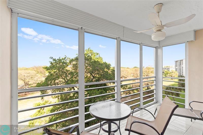 605 Oaks Dr 609, Pompano Beach, FL 33069