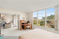 605 Oaks Dr 609, Pompano Beach, FL 33069