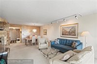 605 Oaks Dr 609, Pompano Beach, FL 33069