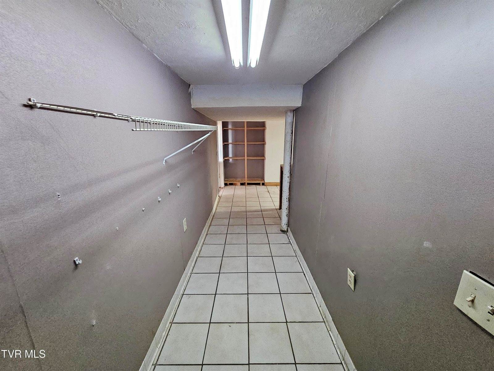 3521 Fort Henry Drive, Kingsport, TN 37664