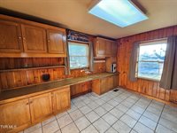 3521 Fort Henry Drive, Kingsport, TN 37664