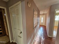 3521 Fort Henry Drive, Kingsport, TN 37664