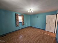 3521 Fort Henry Drive, Kingsport, TN 37664